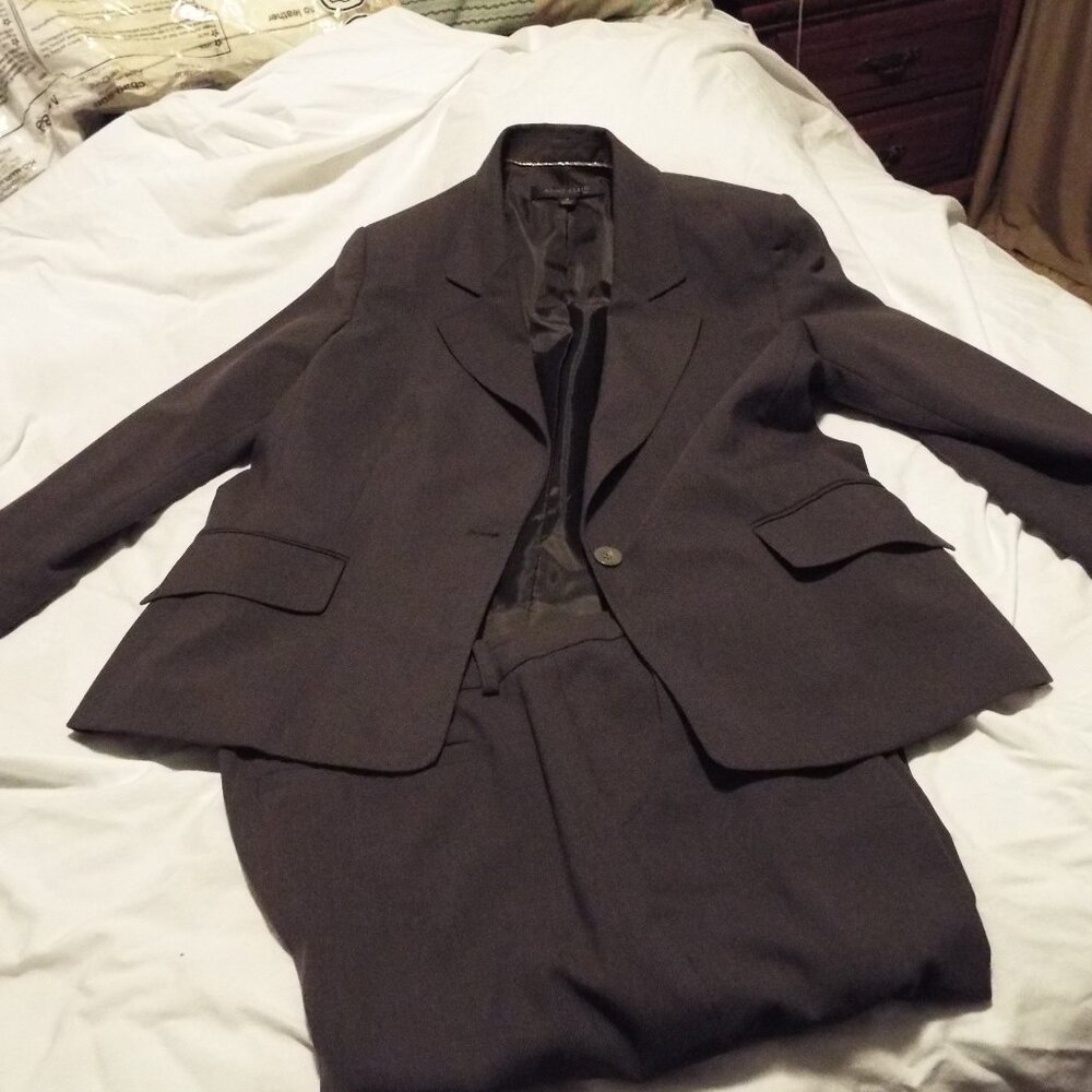 Anne Klein Business suit